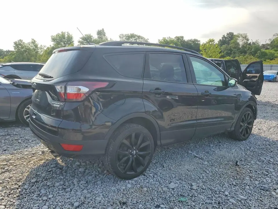2017 FORD ESCAPE TITANIUM  