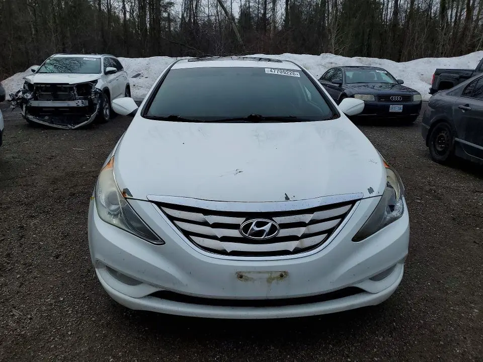 2013 HYUNDAI SONATA SE  