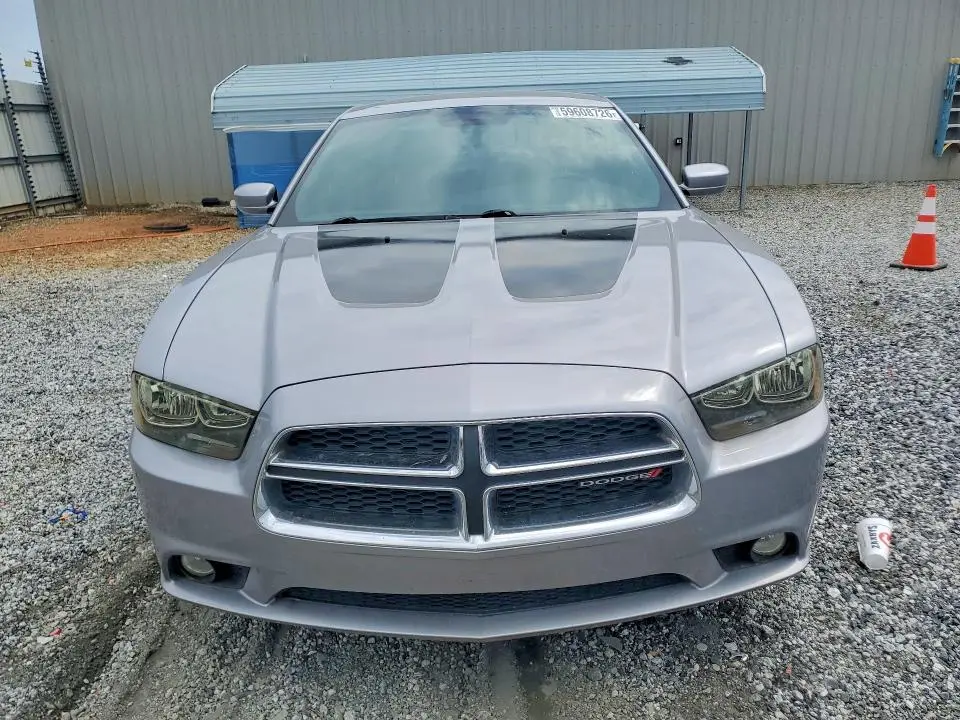 2013 DODGE CHARGER SE  