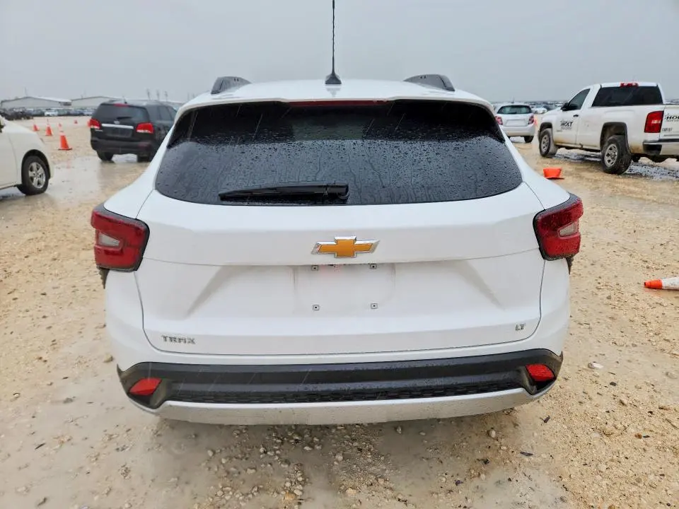 2025 CHEVROLET TRAX 1LT  