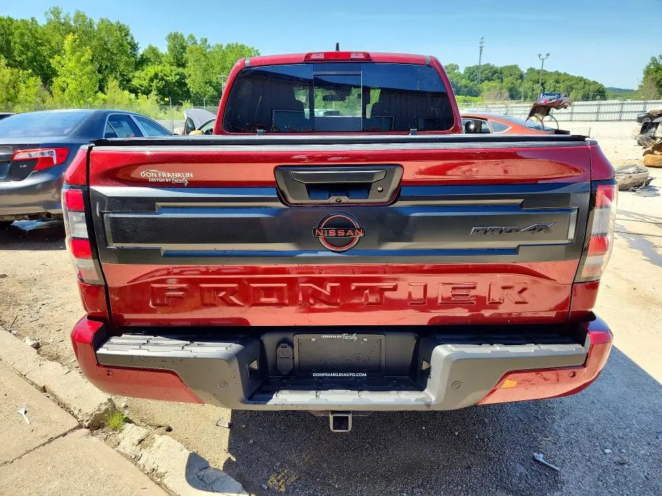 2025 NISSAN FRONTIER PRO-4X  