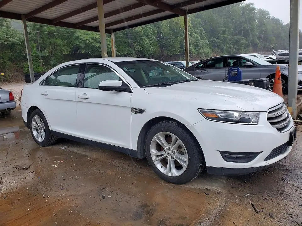 2019 FORD TAURUS SEL  