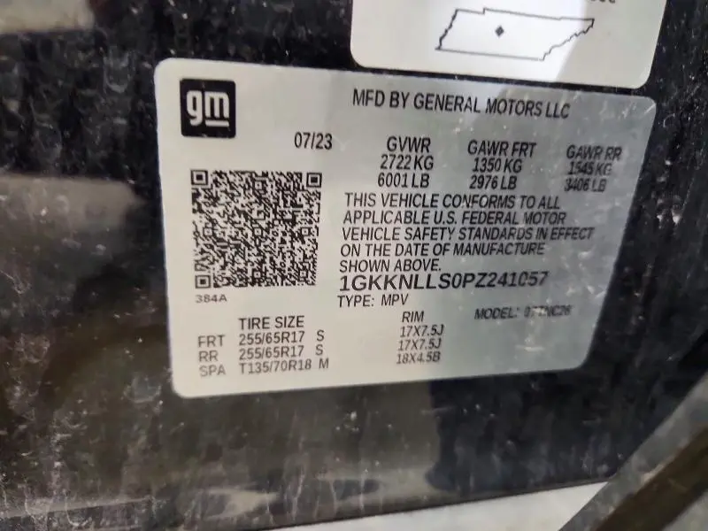 2023 GMC ACADIA AT4  
