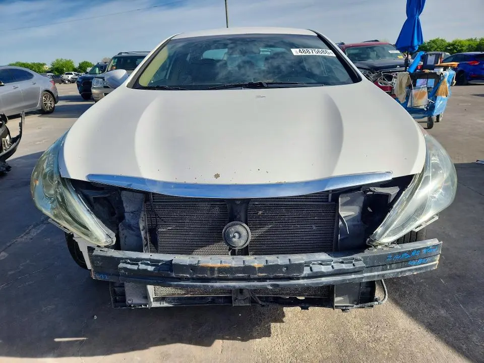 2011 HYUNDAI SONATA GLS  