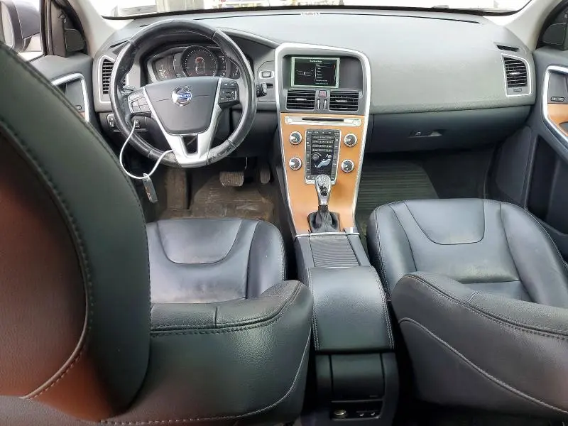 2017 VOLVO XC60 T6 INSCRIPTION  