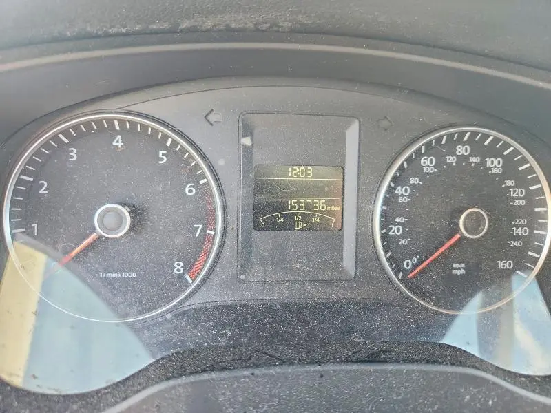 2013 VOLKSWAGEN JETTA SE  