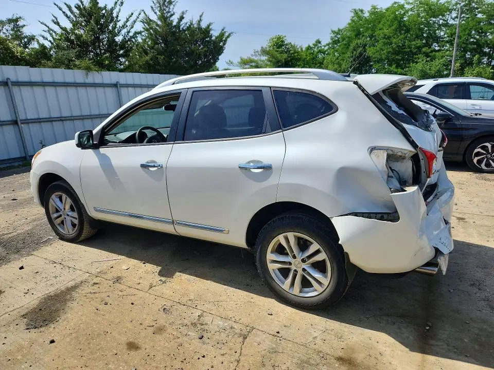 2013 NISSAN ROGUE S  