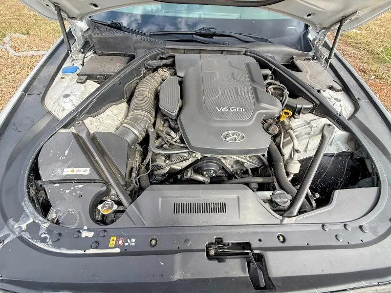 2015 HYUNDAI GENESIS 3.8L  