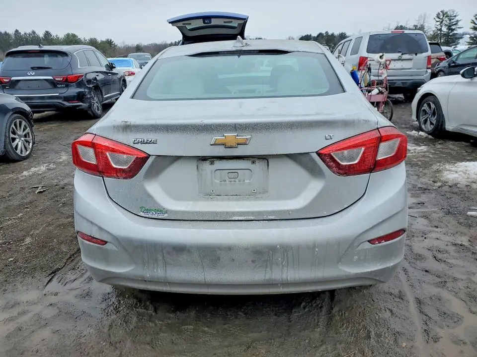 2016 CHEVROLET CRUZE LT  