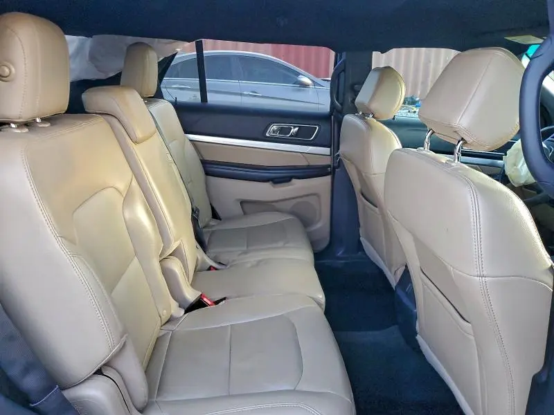 2016 FORD EXPLORER XLT  