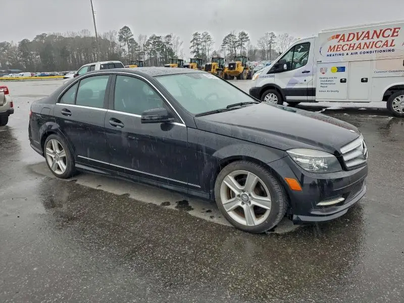 2011 MERCEDES-BENZ C 300  