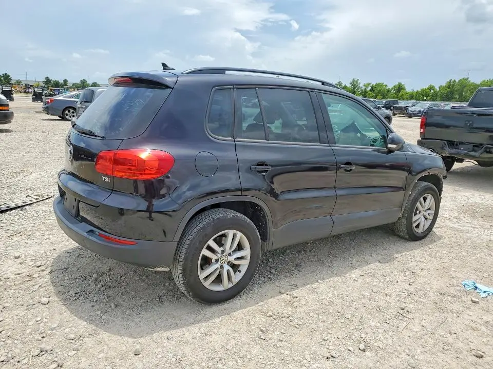 2017 VOLKSWAGEN TIGUAN S  