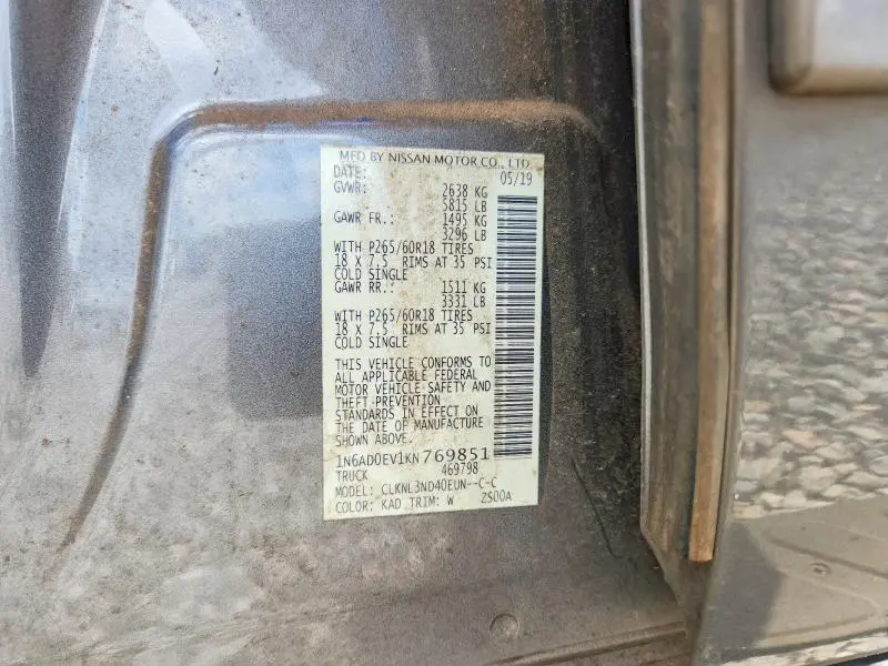 2019 NISSAN FRONTIER SL  