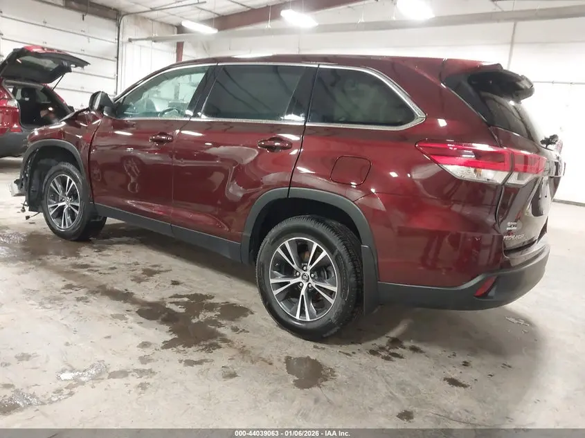 2019 TOYOTA HIGHLANDER LE PLUS