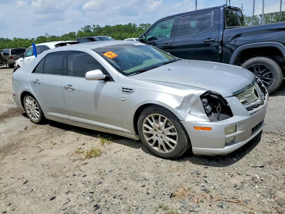 2010 CADILLAC STS   
