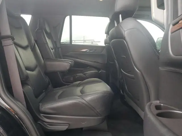 2016 CADILLAC ESCALADE LUXURY  