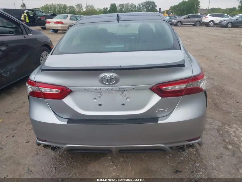 2020 TOYOTA CAMRY XSE