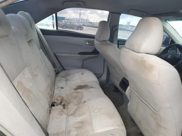 2016 TOYOTA CAMRY LE  