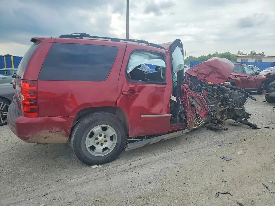 2011 CHEVROLET TAHOE K1500 LT  
