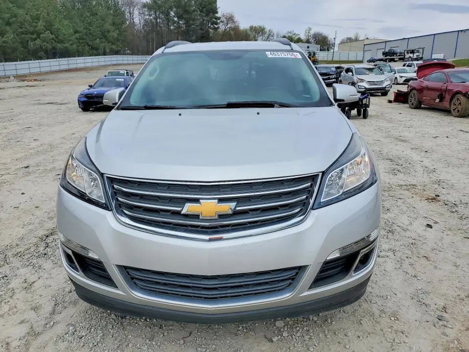 2016 CHEVROLET TRAVERSE LT  