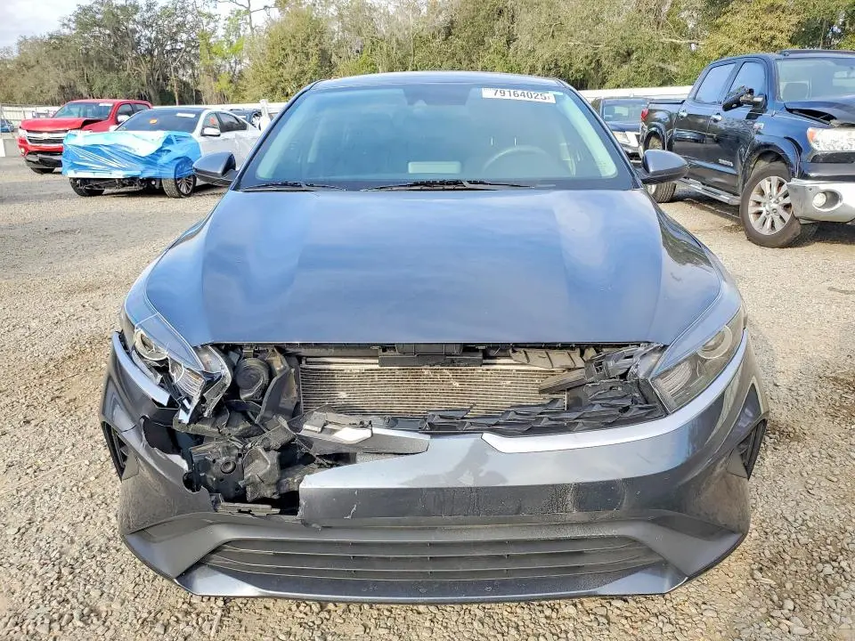 2022 KIA FORTE LXS  