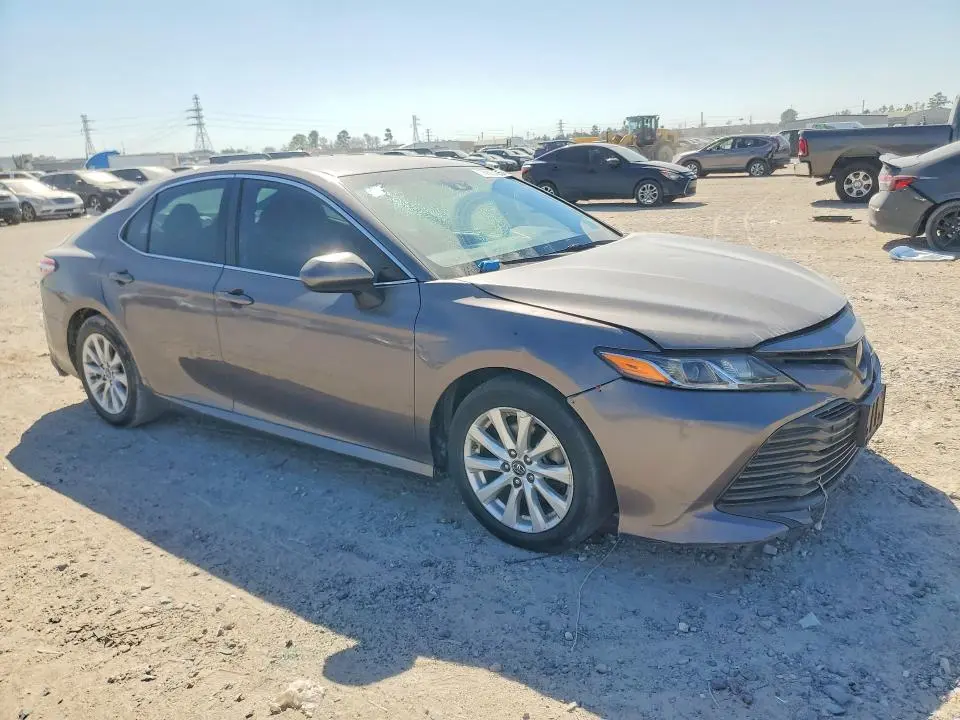 2019 TOYOTA CAMRY LE  
