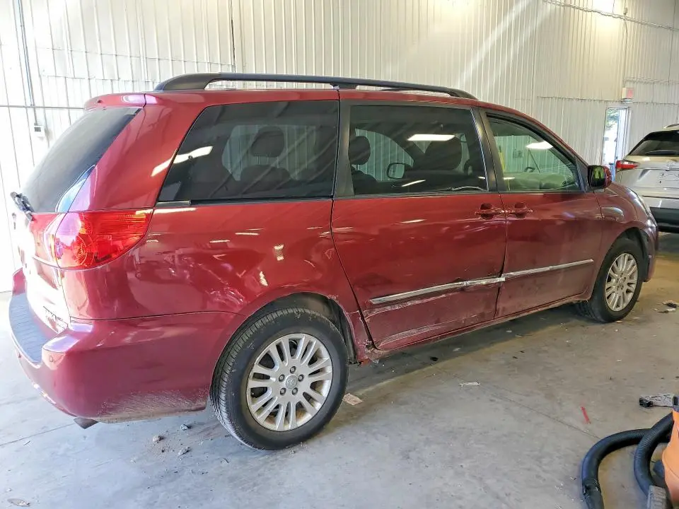 2010 TOYOTA SIENNA XLE LIMITED  