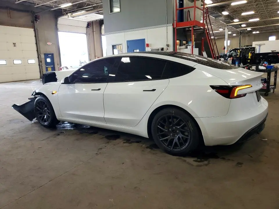 2024 TESLA MODEL 3   