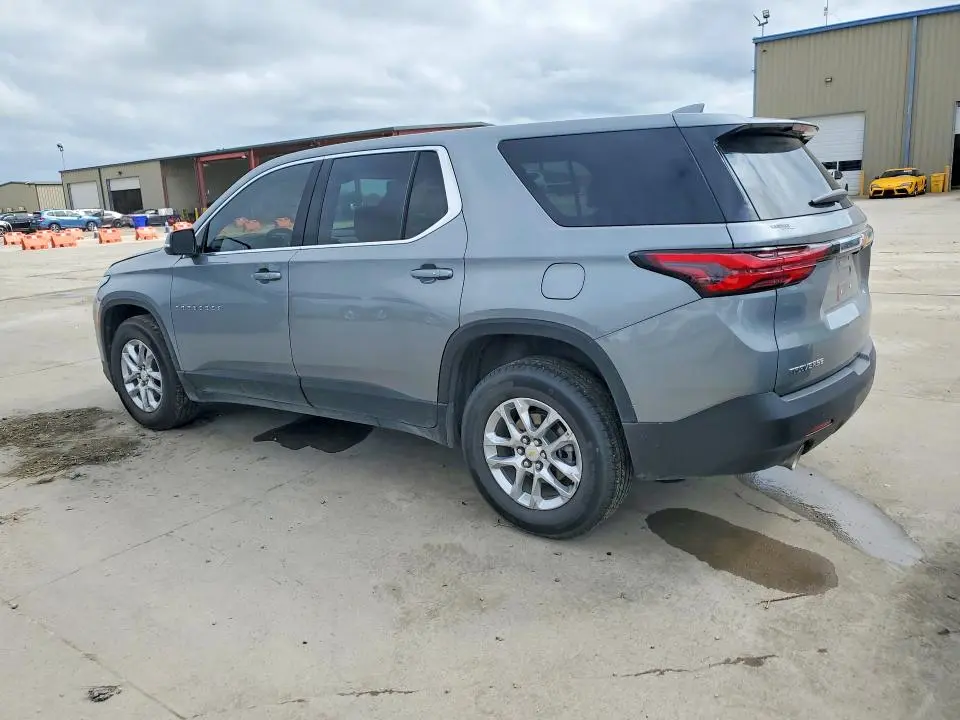2023 CHEVROLET TRAVERSE LS  