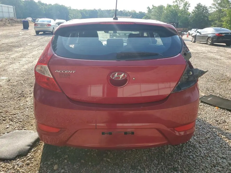 2013 HYUNDAI ACCENT SE  