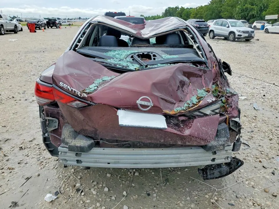 2024 NISSAN SENTRA SV  