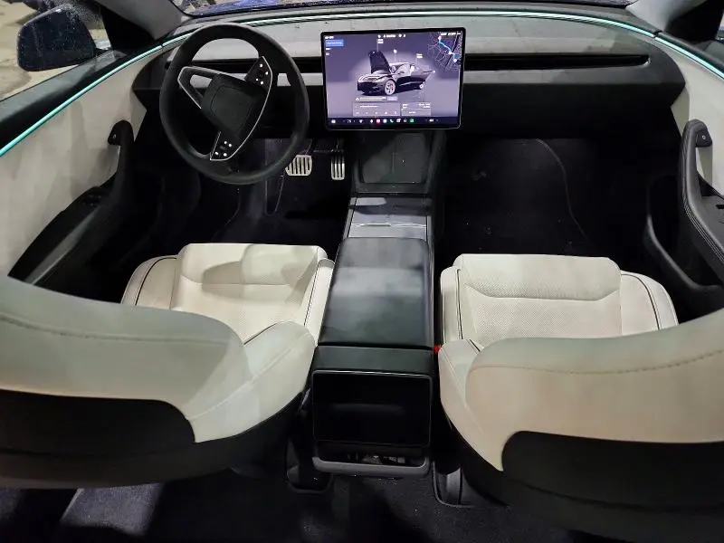 2025 TESLA MODEL 3   