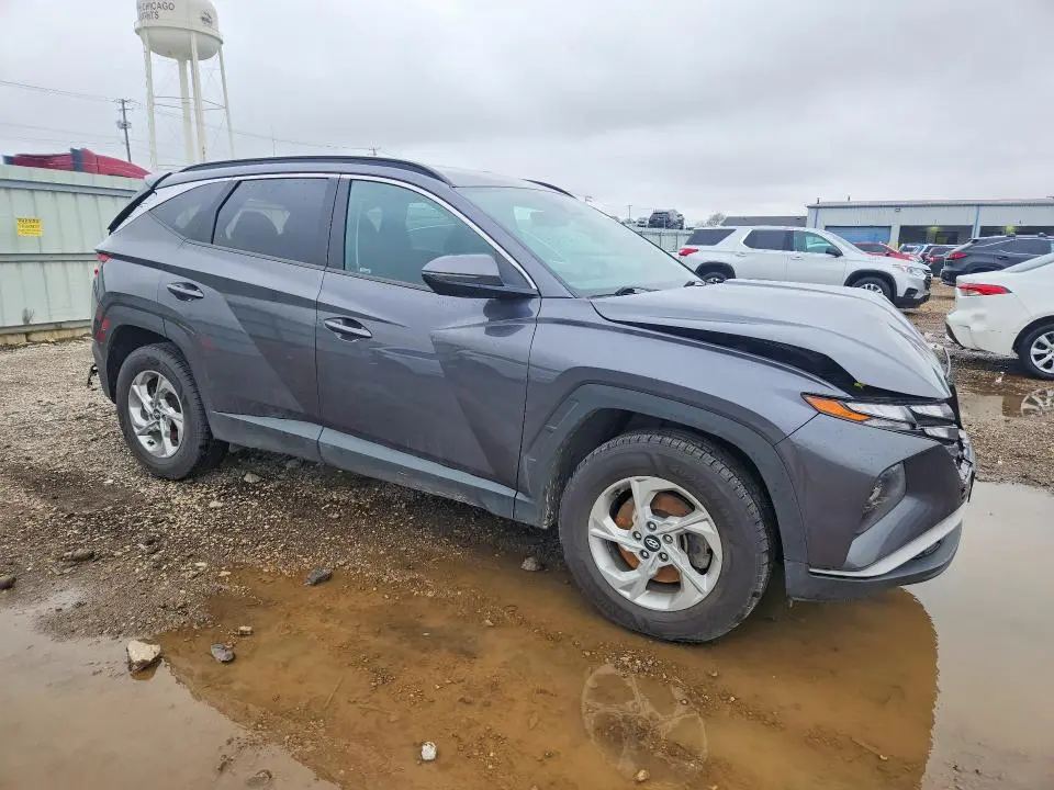 2022 HYUNDAI TUCSON SEL  