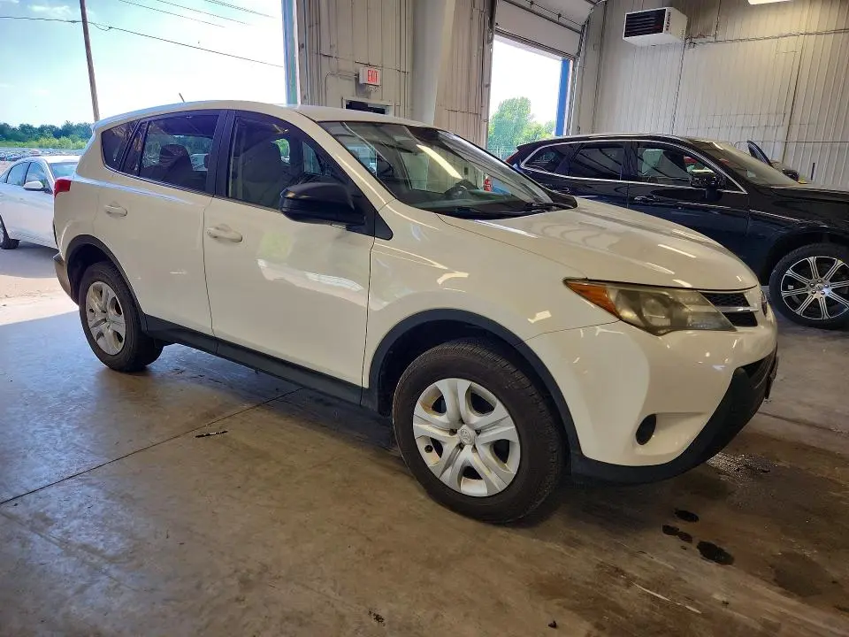 2014 TOYOTA RAV4 LE  
