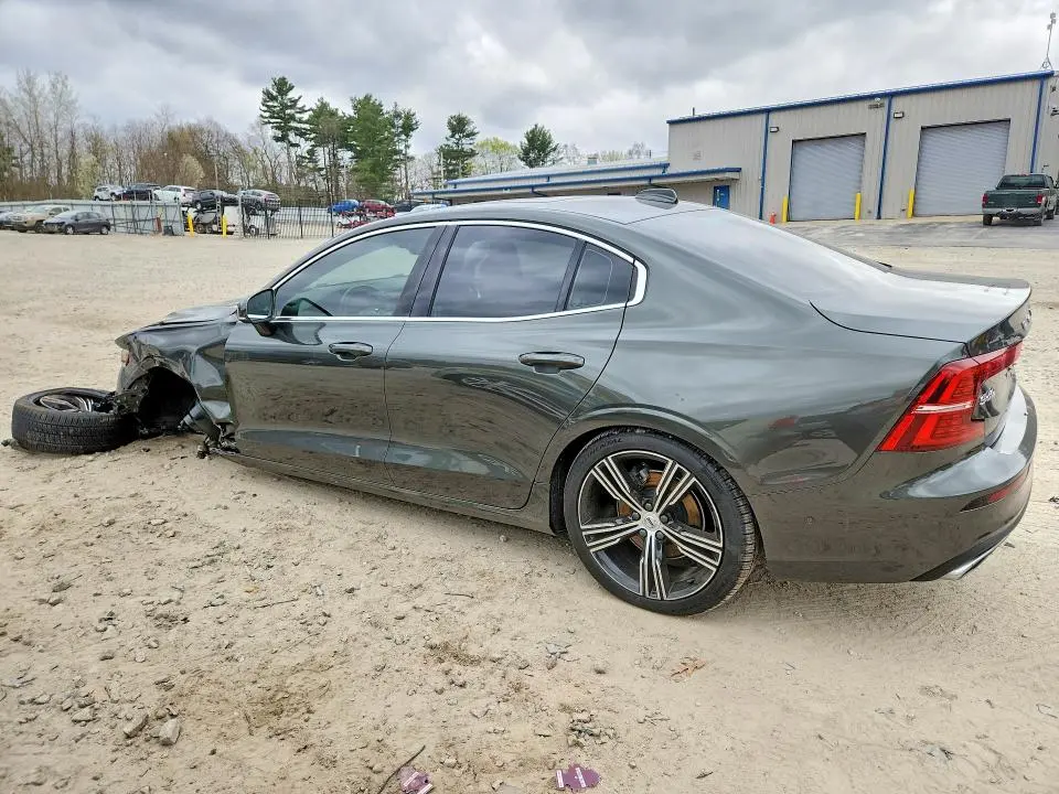 2021 VOLVO S60 T5 INSCRIPTION  