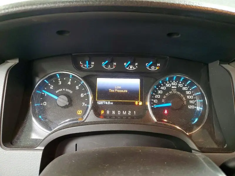 2013 FORD F150 SUPER CAB  