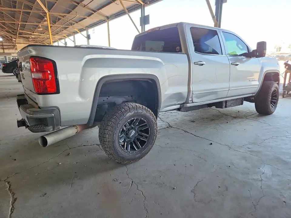 2016 GMC SIERRA K2500 SLE  