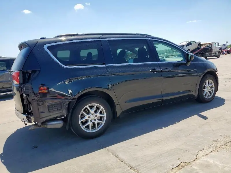 2020 CHRYSLER VOYAGER LX  