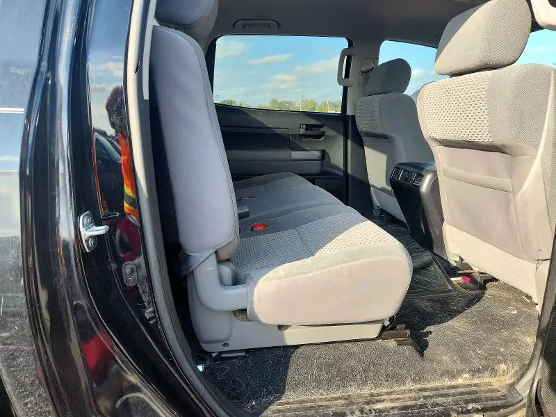 2013 TOYOTA TUNDRA CREWMAX SR5  