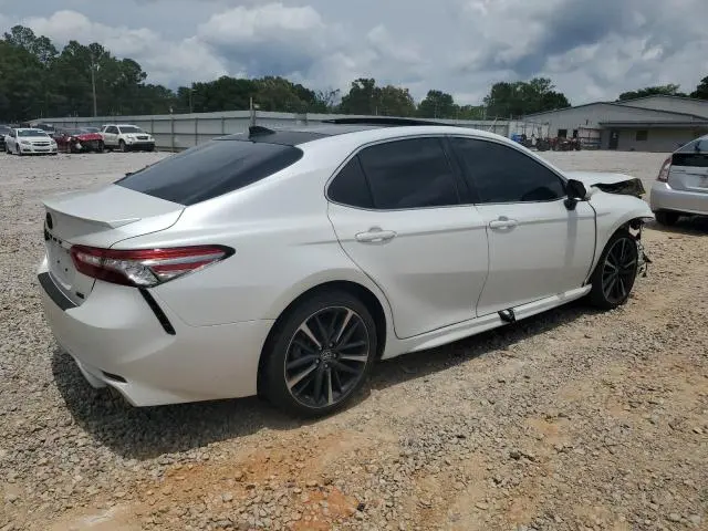 2019 TOYOTA CAMRY XSE