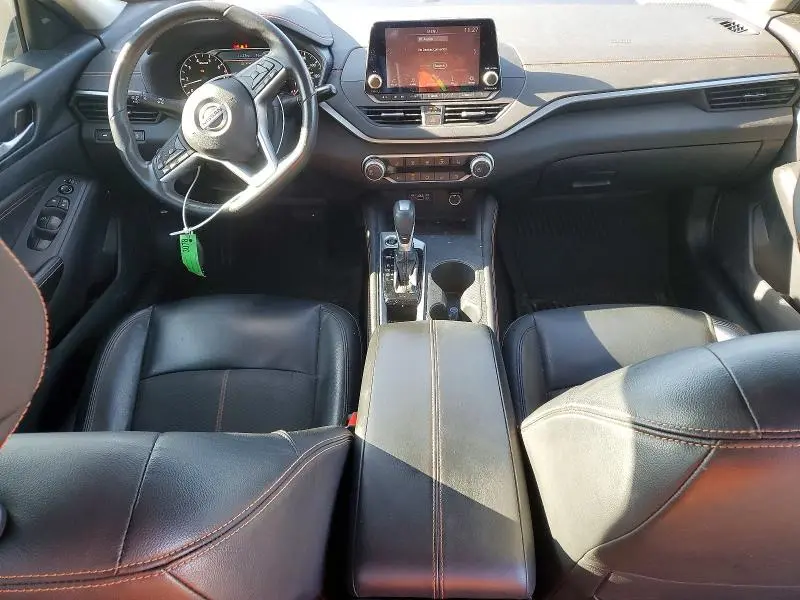 2022 NISSAN ALTIMA SR  