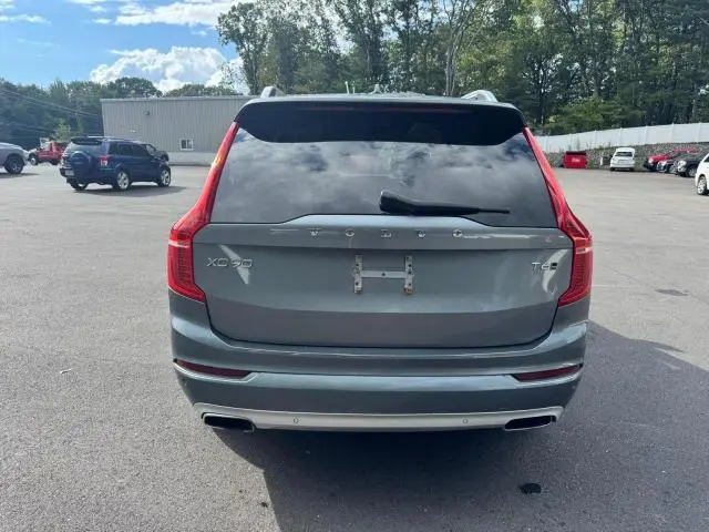 2016 VOLVO XC90 T6  