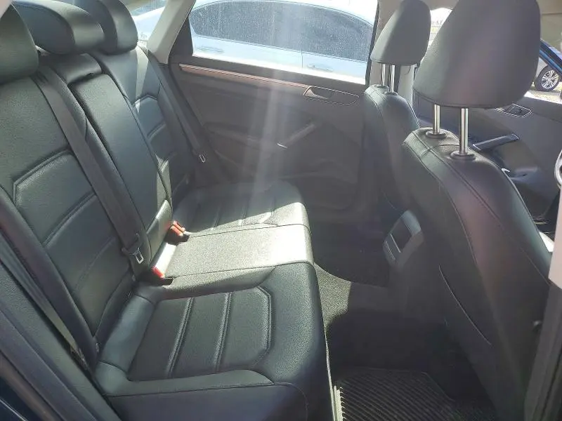 2018 VOLKSWAGEN PASSAT S  