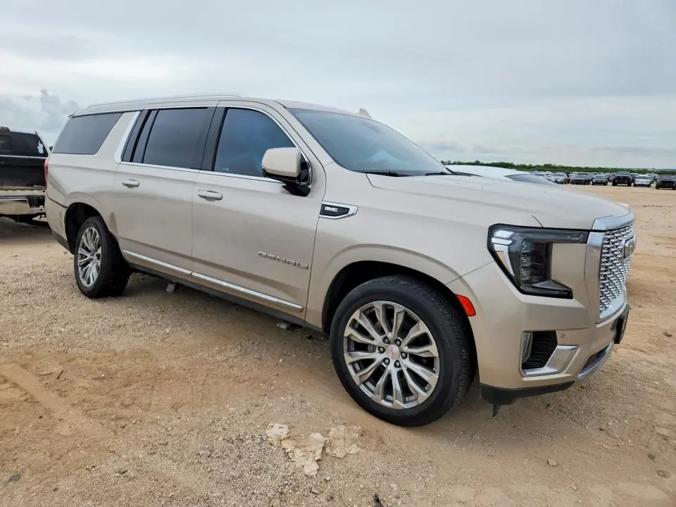 2022 GMC YUKON XL DENALI  