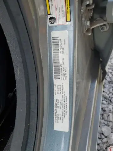2010 CHRYSLER SEBRING LIMITED  