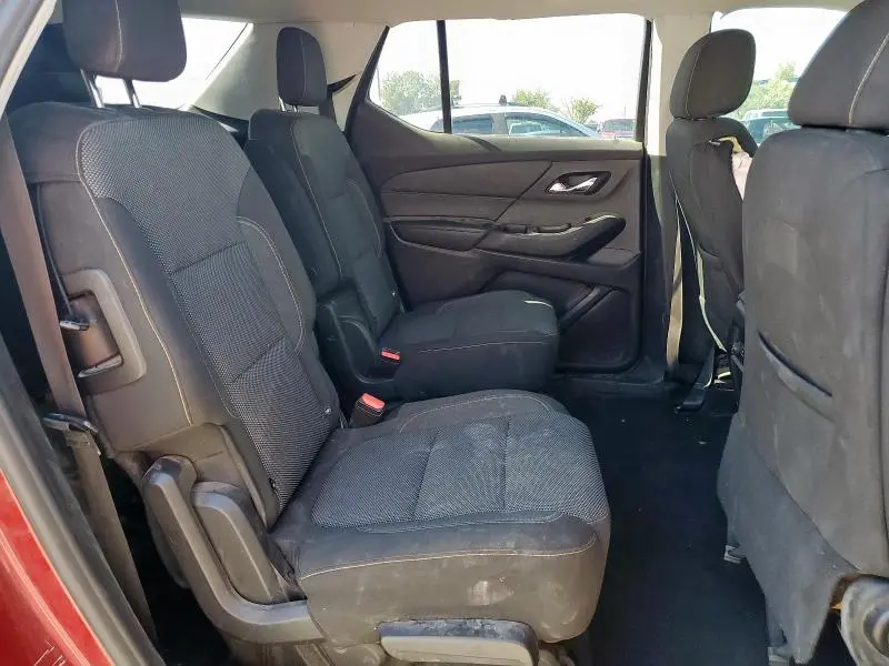 2018 CHEVROLET TRAVERSE LT  
