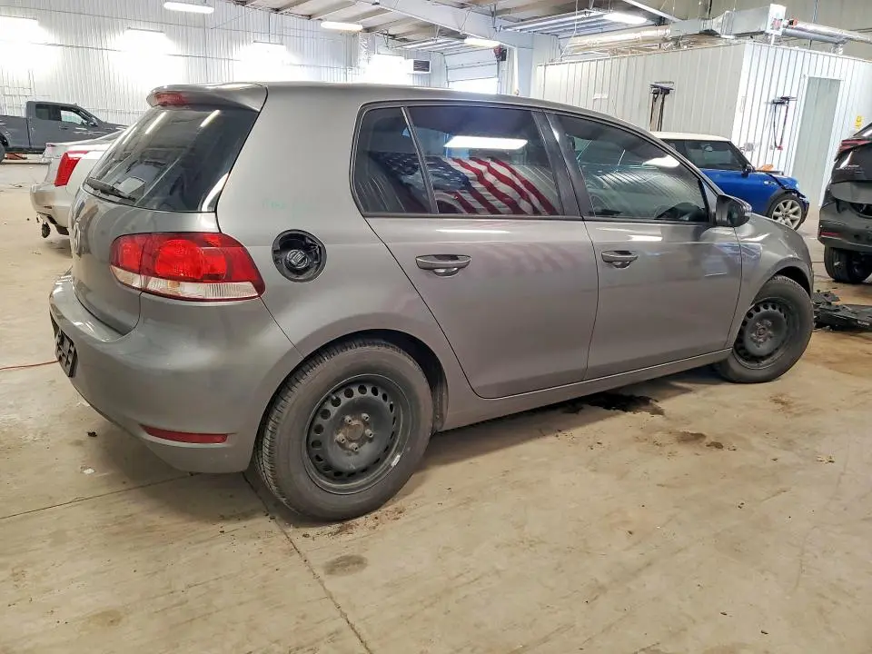 2013 VOLKSWAGEN GOLF   