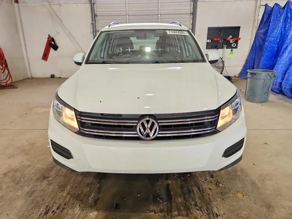 2015 VOLKSWAGEN TIGUAN S  