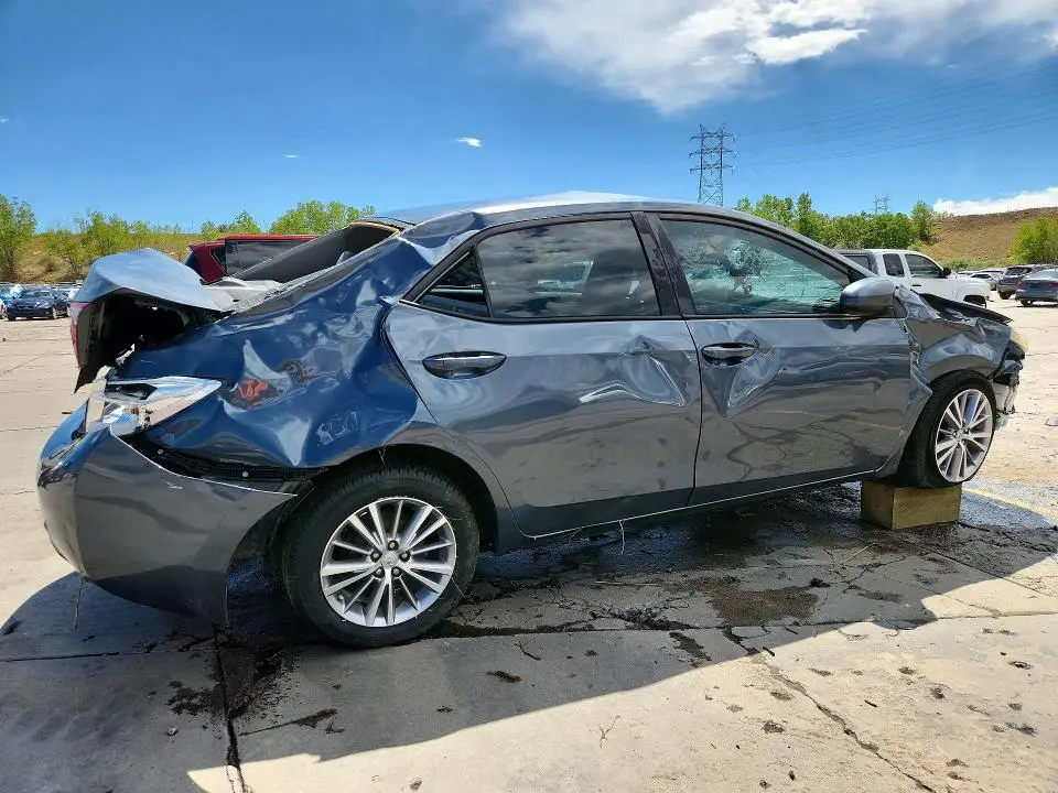2014 TOYOTA COROLLA LE PLUS  
