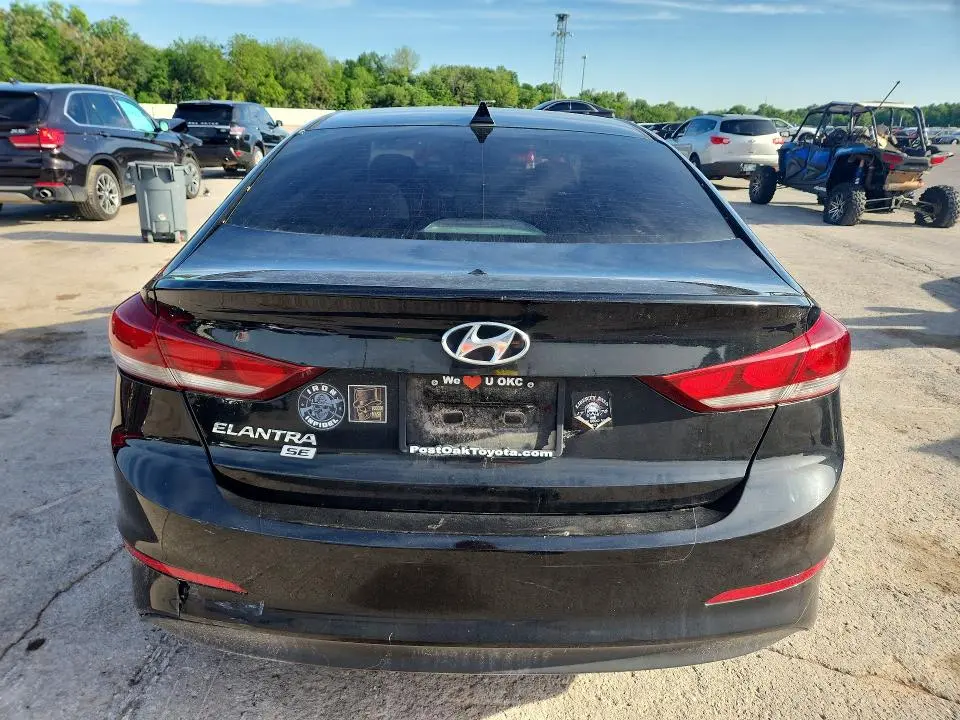 2017 HYUNDAI ELANTRA SE  